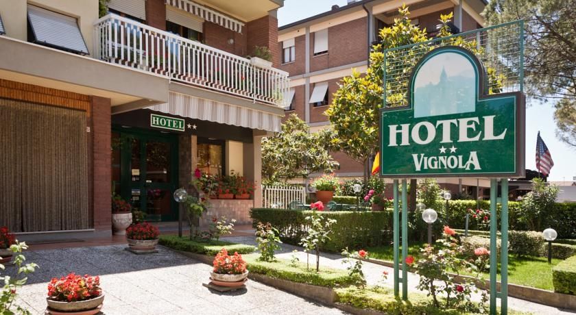 Hotel Vignola Assisi Bagian luar foto