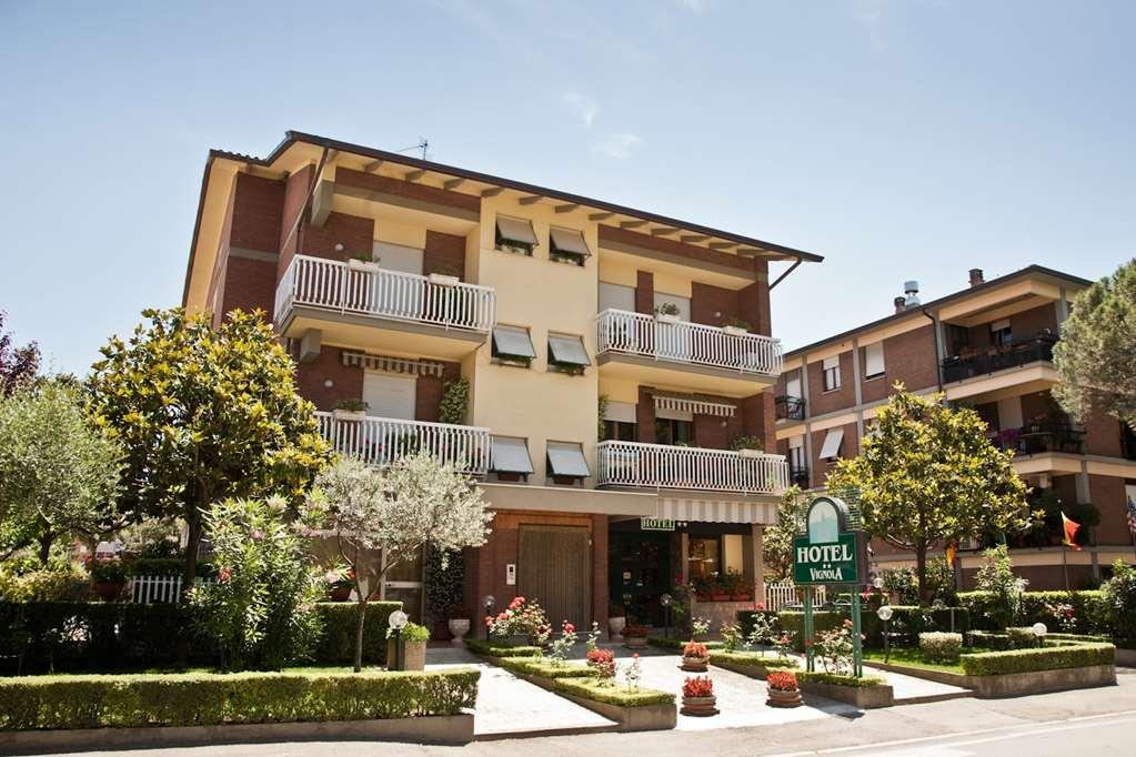 Hotel Vignola Assisi Bagian luar foto